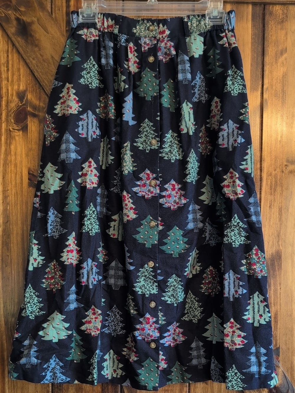 Bushwacker Christmas Tree Button Front Skirt Sz. Small w/Pockets